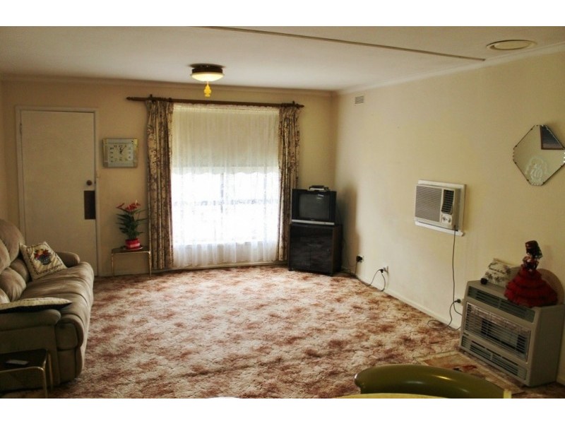 1 Olympic Parade, Kangaroo Flat VIC 3555