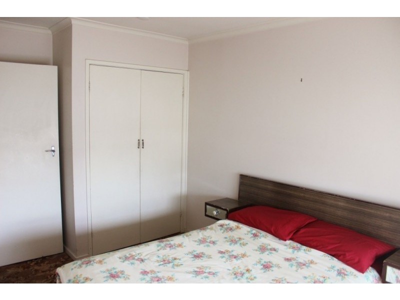 1 Olympic Parade, Kangaroo Flat VIC 3555