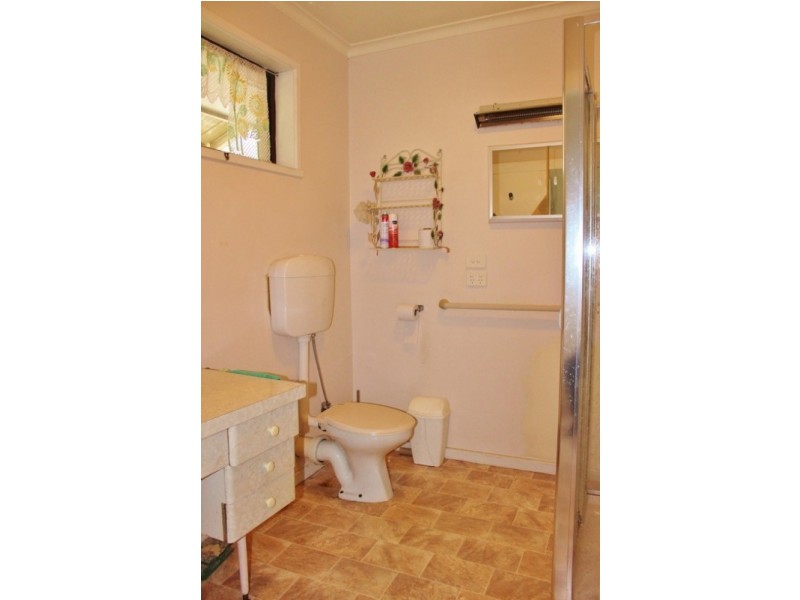 1 Olympic Parade, Kangaroo Flat VIC 3555