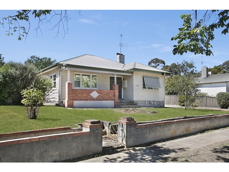 334 Barker Street, Castlemaine VIC 3450