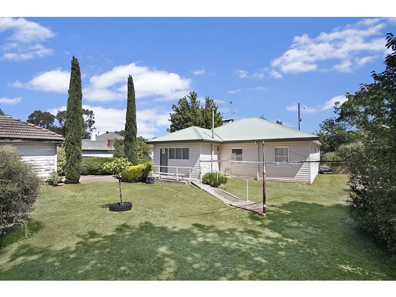 334 Barker Street, Castlemaine VIC 3450