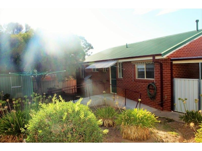 1 Gledhill Rise, Kangaroo Flat VIC 3555