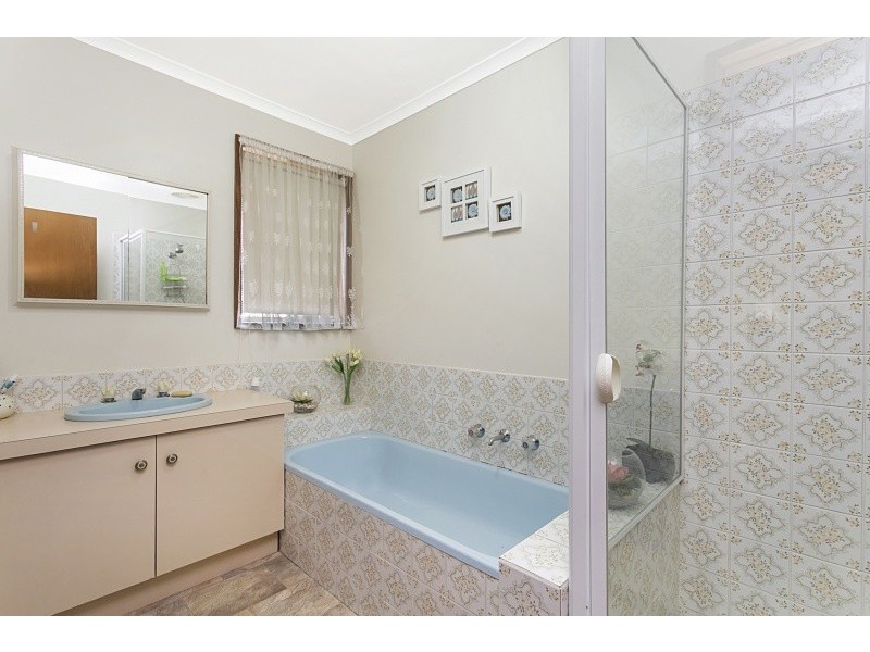 17 Ray Street, Castlemaine VIC 3450