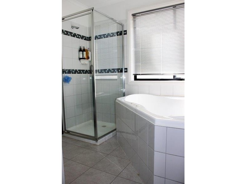 5A Chantelle Court, Kangaroo Flat VIC 3555