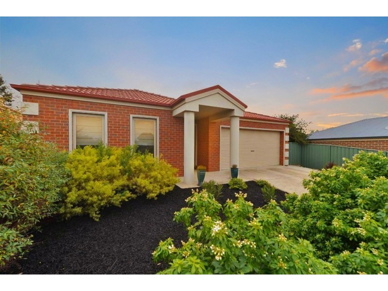 7 Cheviot Place, East Bendigo VIC 3550