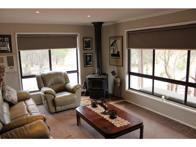 334 Scotts Lane, Wedderburn VIC 3518