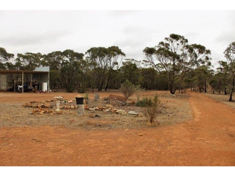 334 Scotts Lane, Wedderburn VIC 3518