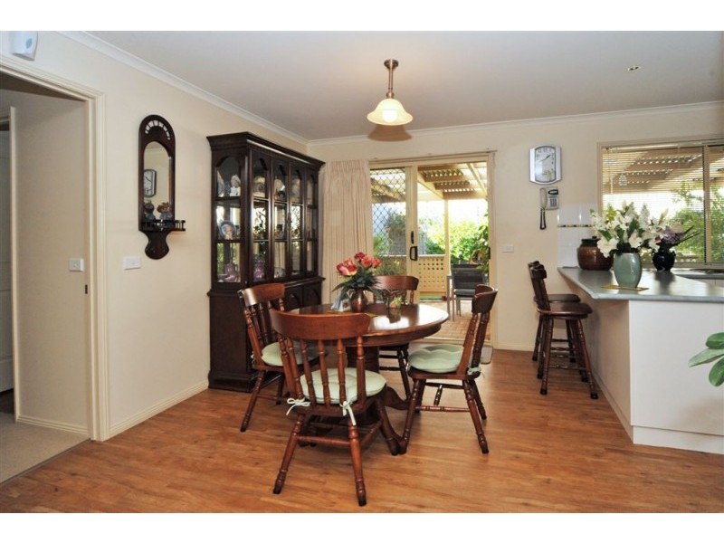 13A Grevillea Avenue, Kangaroo Flat VIC 3555