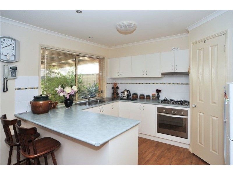 13A Grevillea Avenue, Kangaroo Flat VIC 3555
