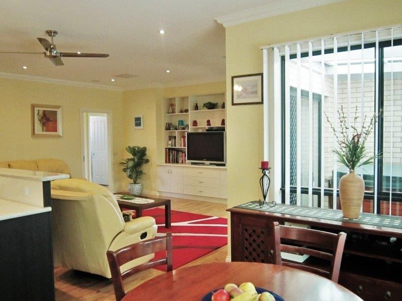 9 Greenfield Drive, Epsom VIC 3551