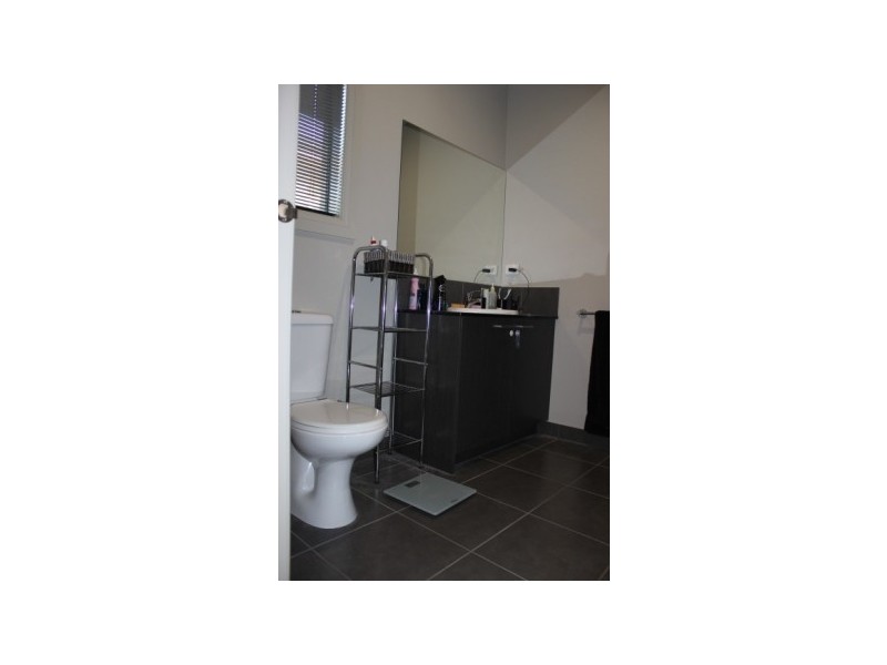 6 Montana Place, Kangaroo Flat VIC 3555