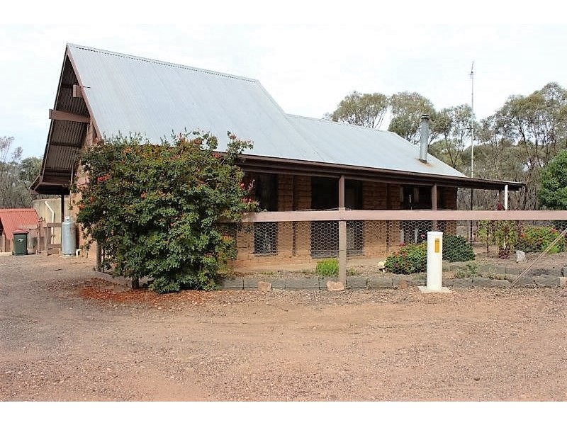 6840 Calder Highway, Wedderburn VIC 3518