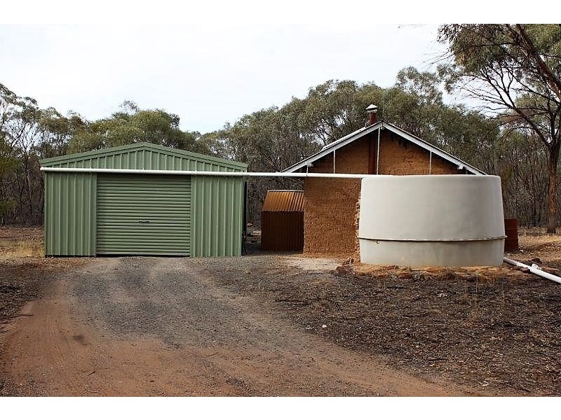 6840 Calder Highway, Wedderburn VIC 3518