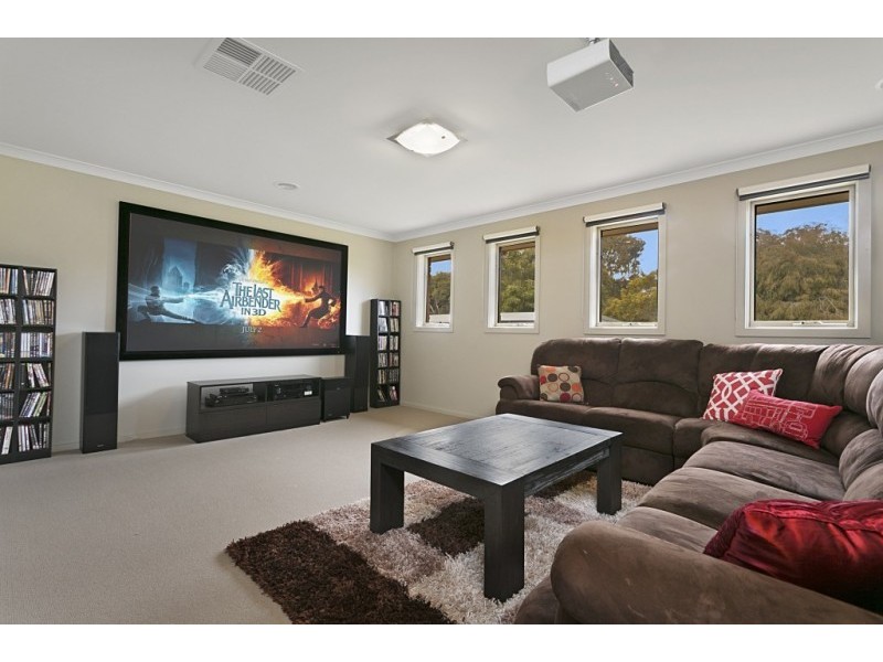 7 Shakespere Street, Heathcote VIC 3523