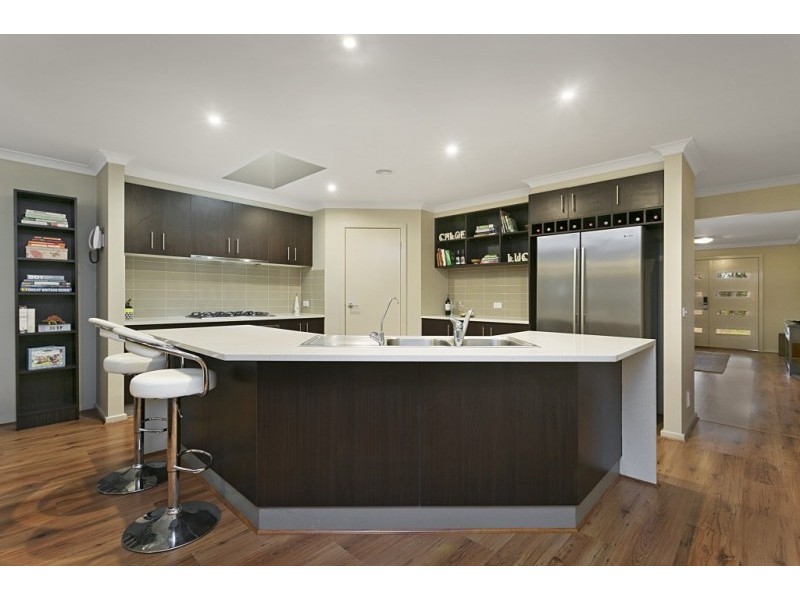 7 Shakespere Street, Heathcote VIC 3523