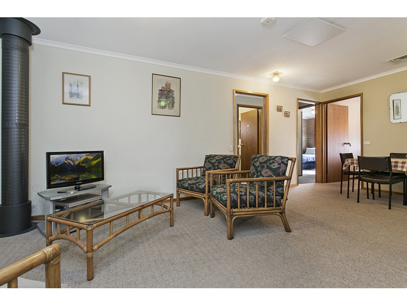 9 Hunter Place, Heathcote VIC 3523