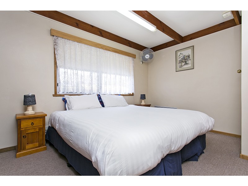 9 Hunter Place, Heathcote VIC 3523