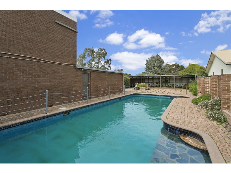 9 Hunter Place, Heathcote VIC 3523