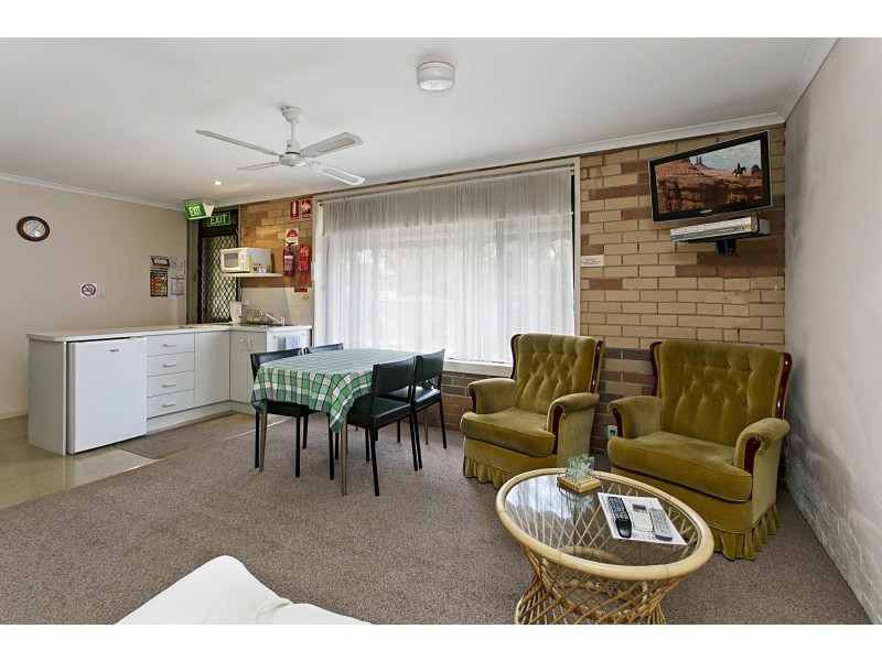 9 Hunter Place, Heathcote VIC 3523