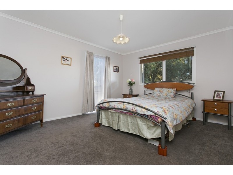 172 Railway Place, Elmore VIC 3558