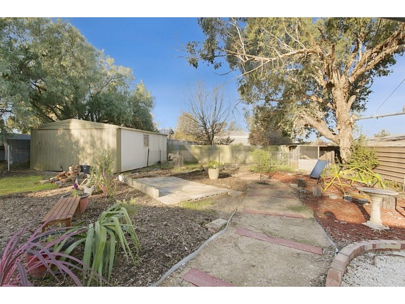 172 Railway Place, Elmore VIC 3558