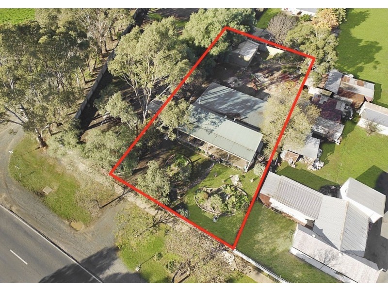 172 Railway Place, Elmore VIC 3558
