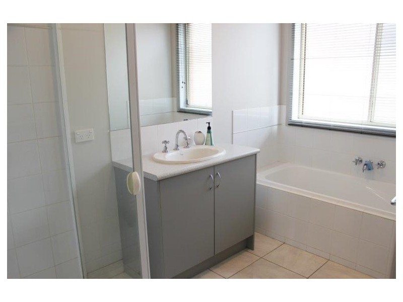 103 Ironstone Road, Epsom VIC 3551