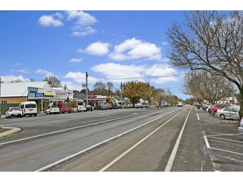76 High Street, Heathcote VIC 3523