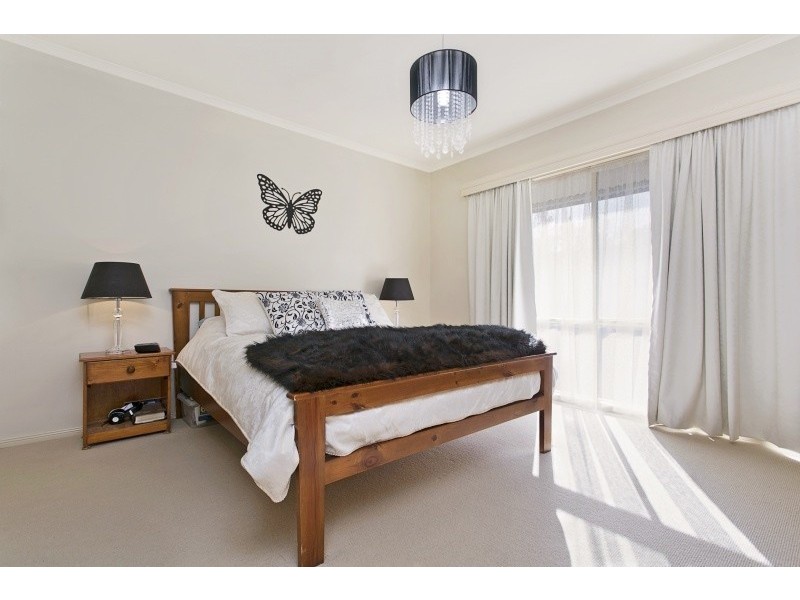 6 Michelle Drive, Maiden Gully VIC 3551