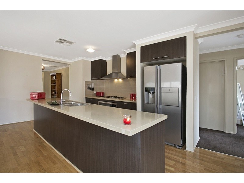 9 Phyllis Crescent, Mckenzie Hill VIC 3451