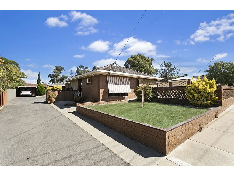 2 James Street, Strathdale VIC 3550