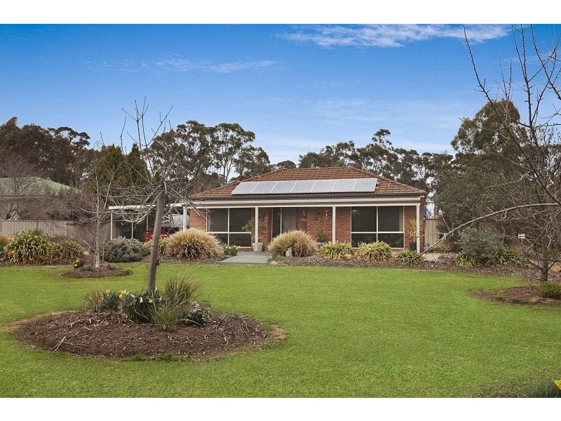 4 Eleanor Drive, Campbells Creek VIC 3451