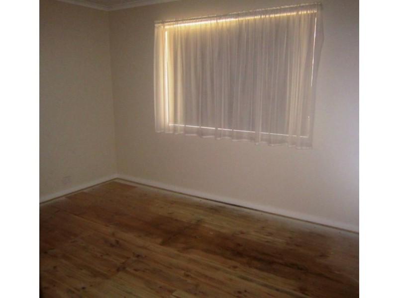 33 Helm Street, Kangaroo Flat VIC 3555