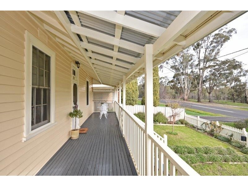 271 Allingham Street, Kangaroo Flat VIC 3555