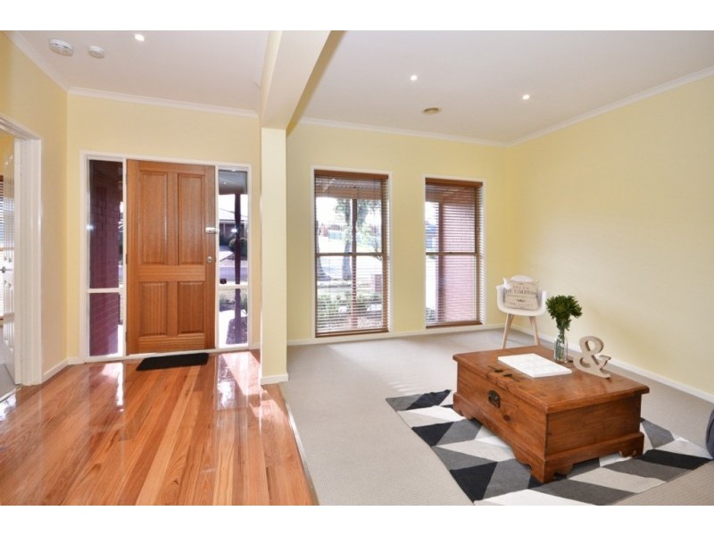 247 Aspinall Street, Kangaroo Flat VIC 3555