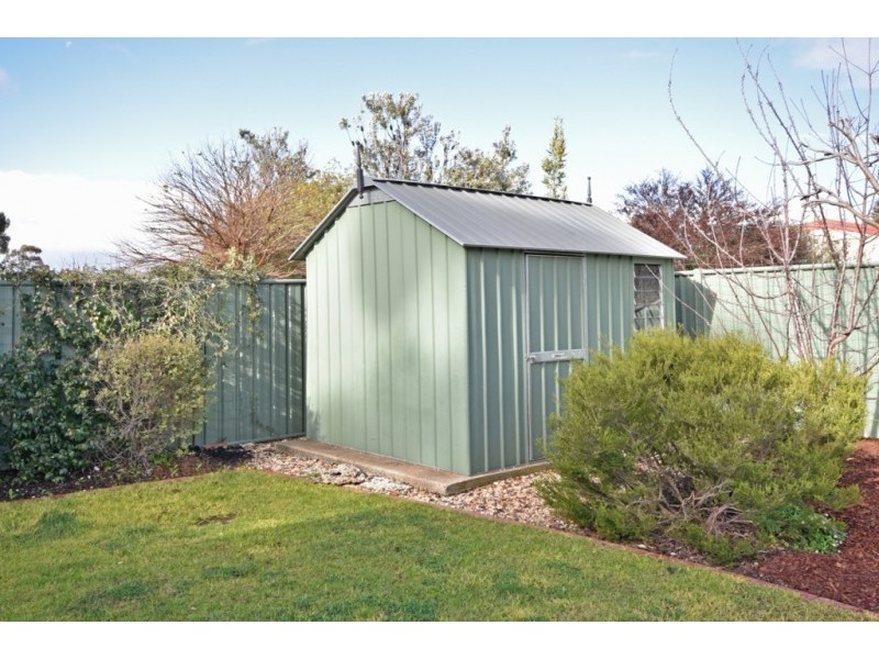 247 Aspinall Street, Kangaroo Flat VIC 3555