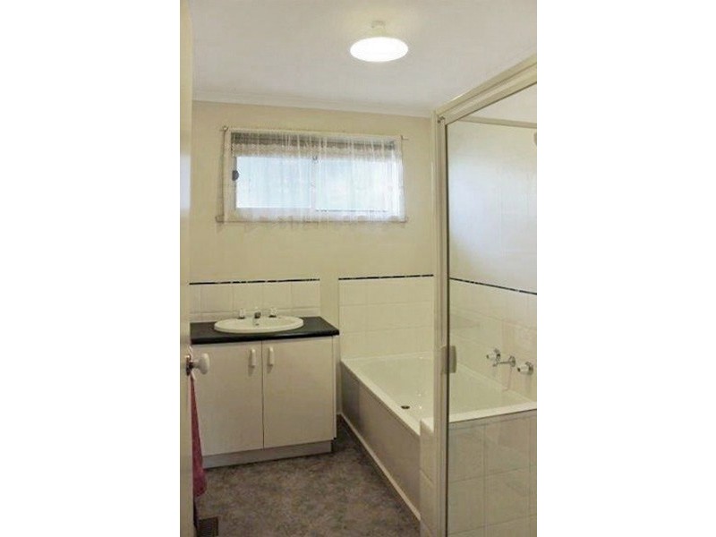 1 Gledhill Rise, Kangaroo Flat VIC 3555