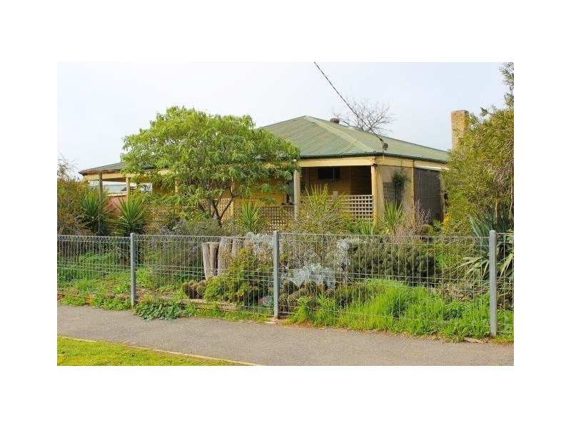 9 Kerr Street, Wedderburn VIC 3518