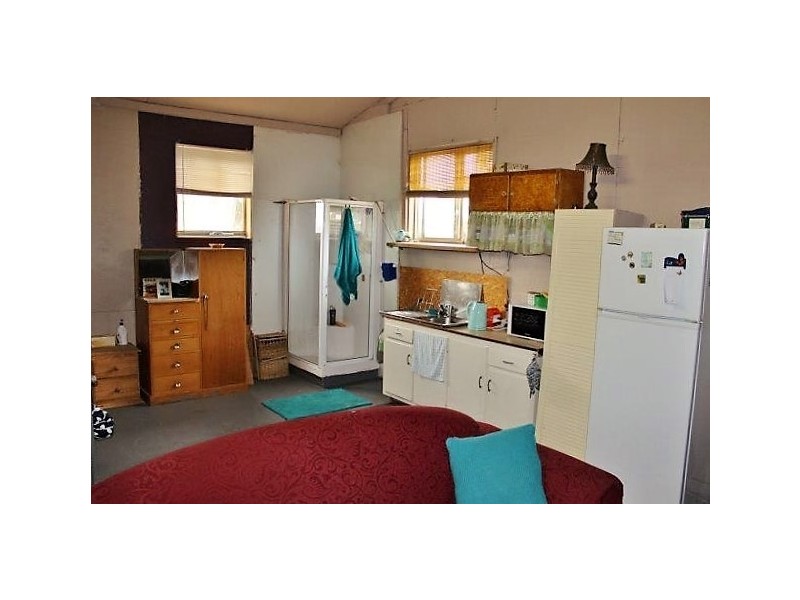 8 Giffard Street, Newbridge VIC 3551