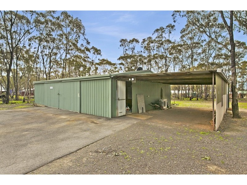 96 East Road, Huntly VIC 3551