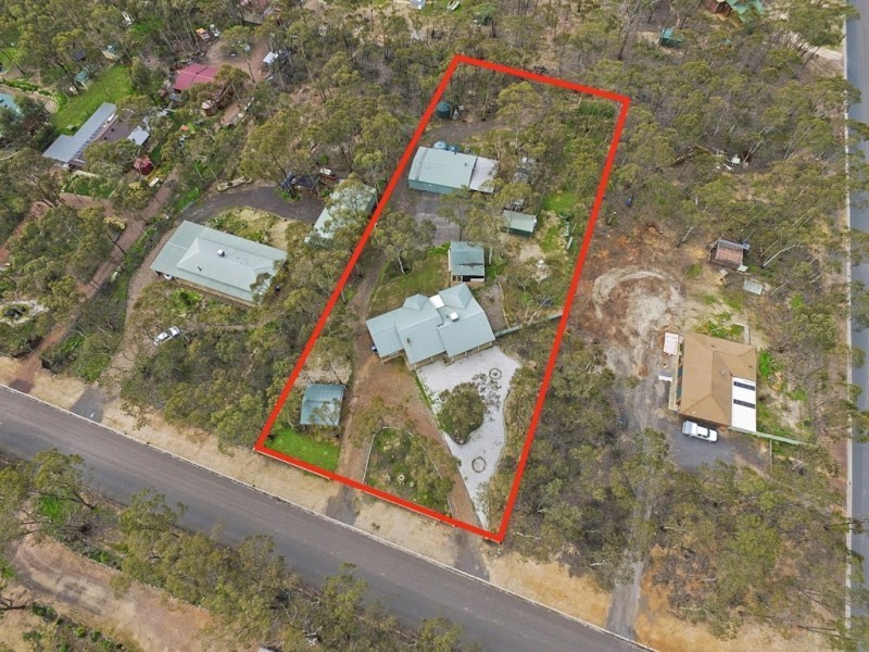 96 East Road, Huntly VIC 3551