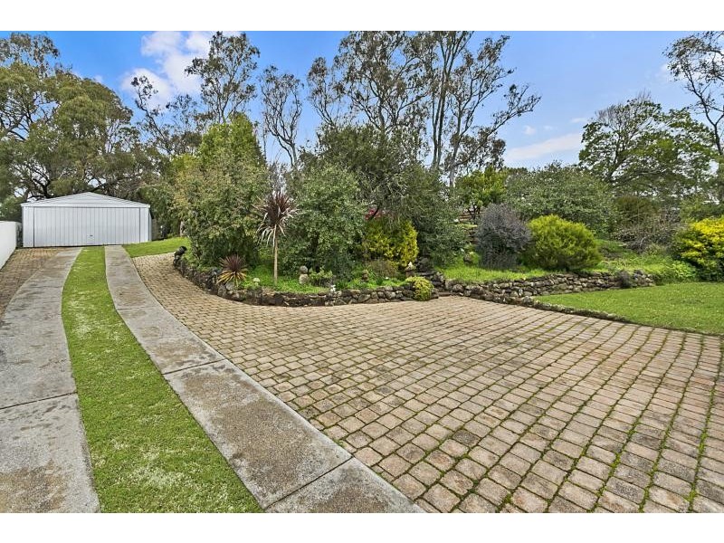 130 Victoria Road, Harcourt VIC 3453