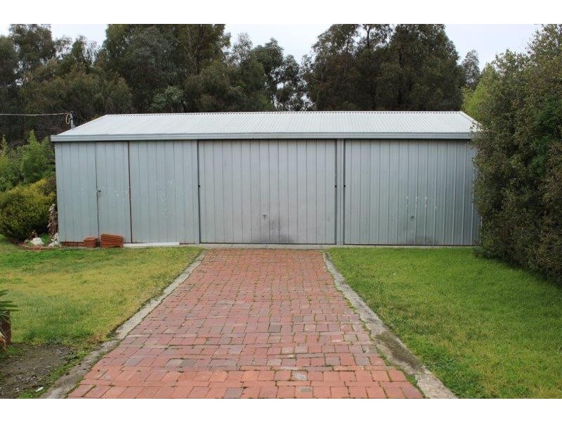 19 MacDougall Road, Golden Square VIC 3555