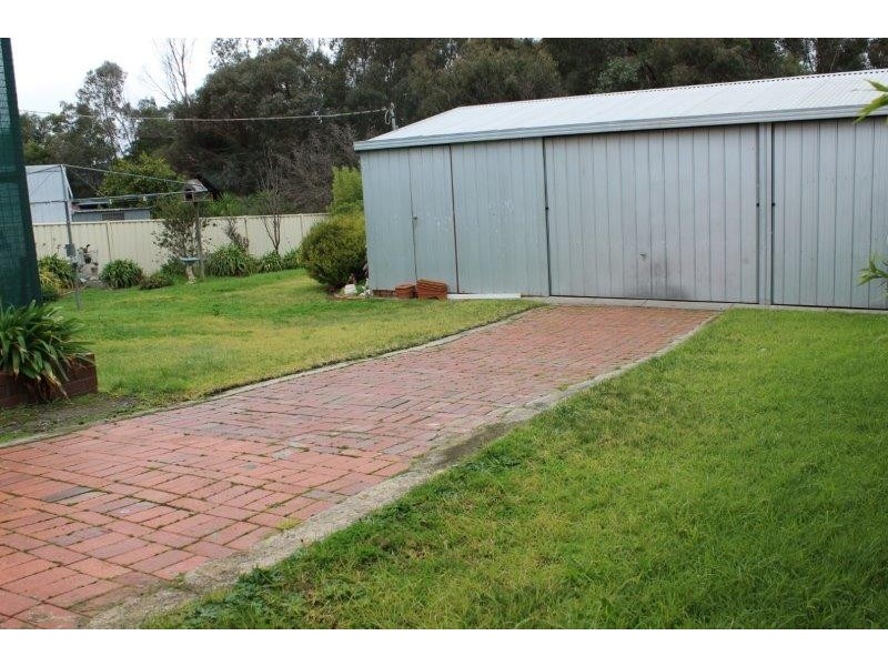 19 MacDougall Road, Golden Square VIC 3555