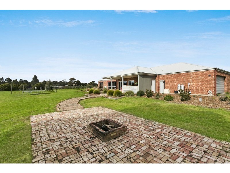 23 Moss Lane, Marong VIC 3515