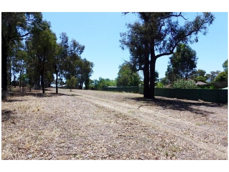 6 Godfrey Street, Golden Square VIC 3555