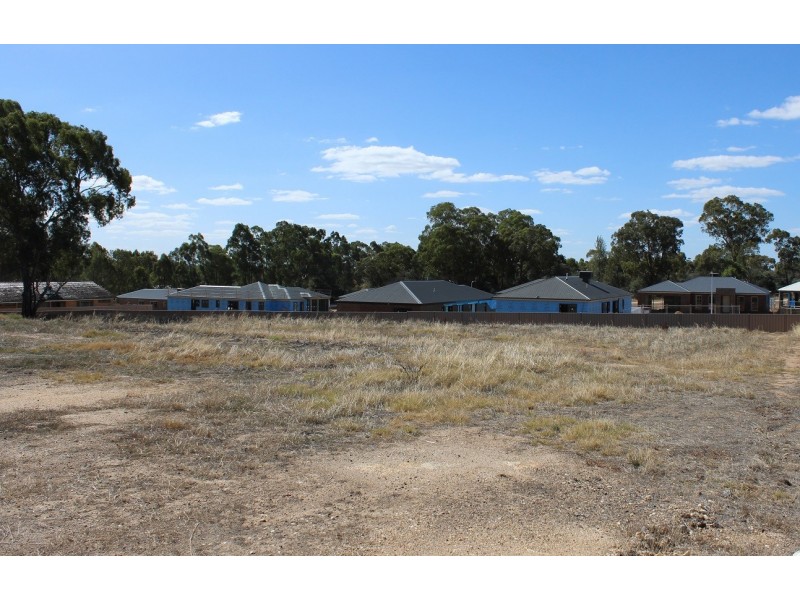 9-17 Heywood Street, White Hills VIC 3550