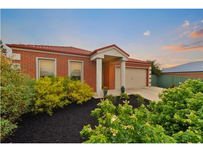 7 Cheviot Place, East Bendigo VIC 3550