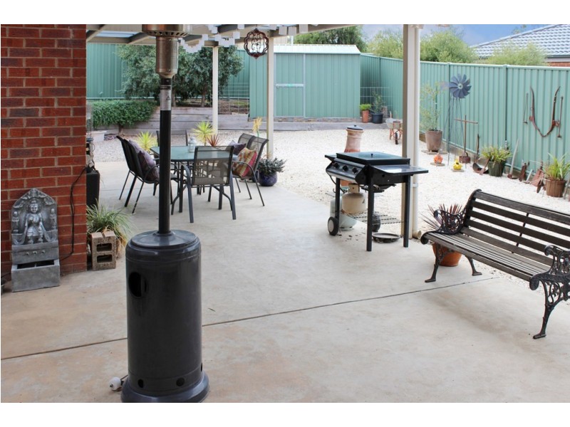 7 Cheviot Place, East Bendigo VIC 3550