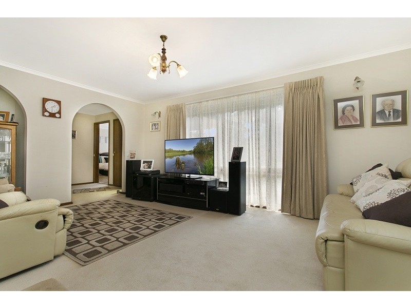 17 Ray Street, Castlemaine VIC 3450